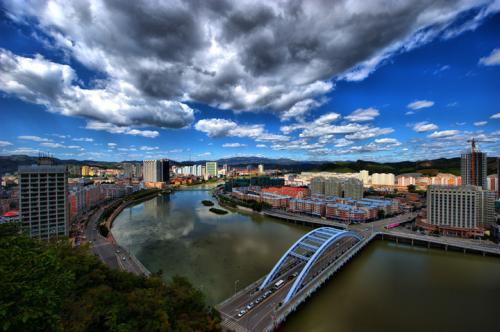 承德,自信与成就感的城市之光